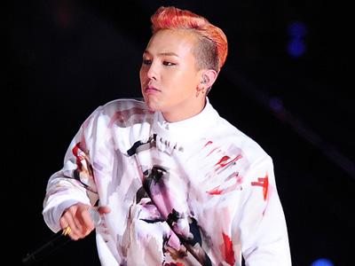 Upss, Celana G-Dragon Robek Saat Tampil di Konser Psy!